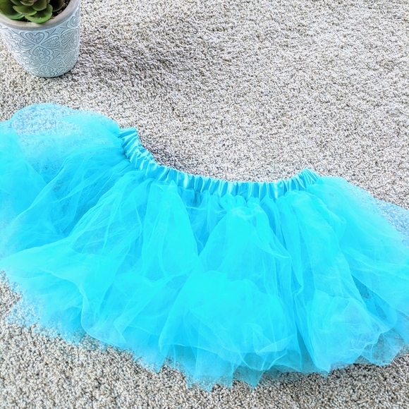 ⭐ Girls Bright Blue Tulle Skirt Costume Cosplay EUC⭐ - Picture 2 of 2